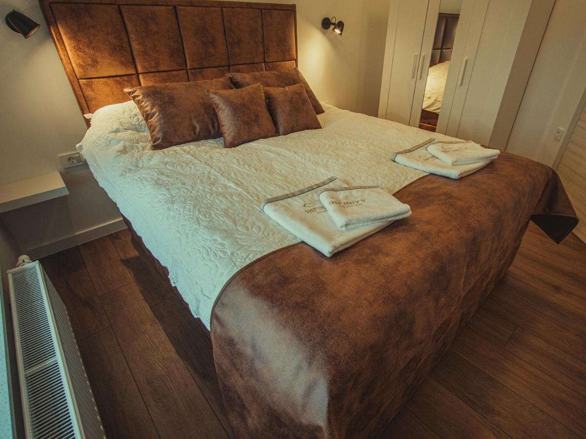 Apartmani Infinity Осиек Екстериор снимка