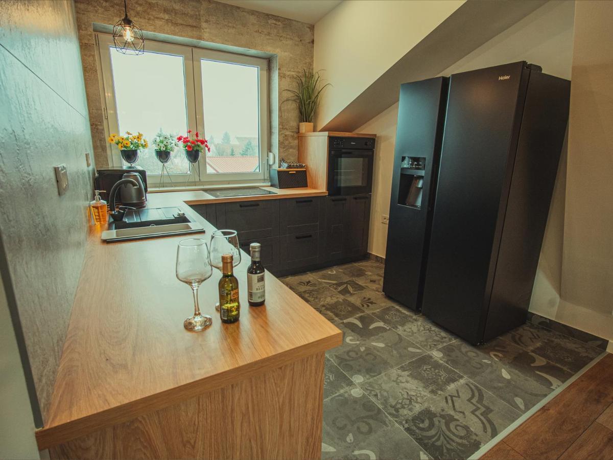 Apartmani Infinity Осиек Екстериор снимка