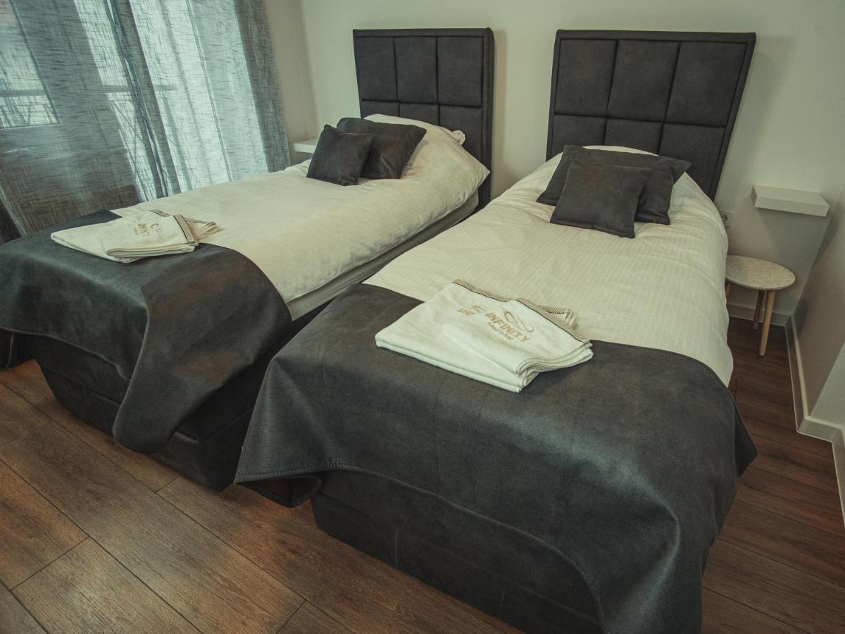 Apartmani Infinity Осиек Екстериор снимка