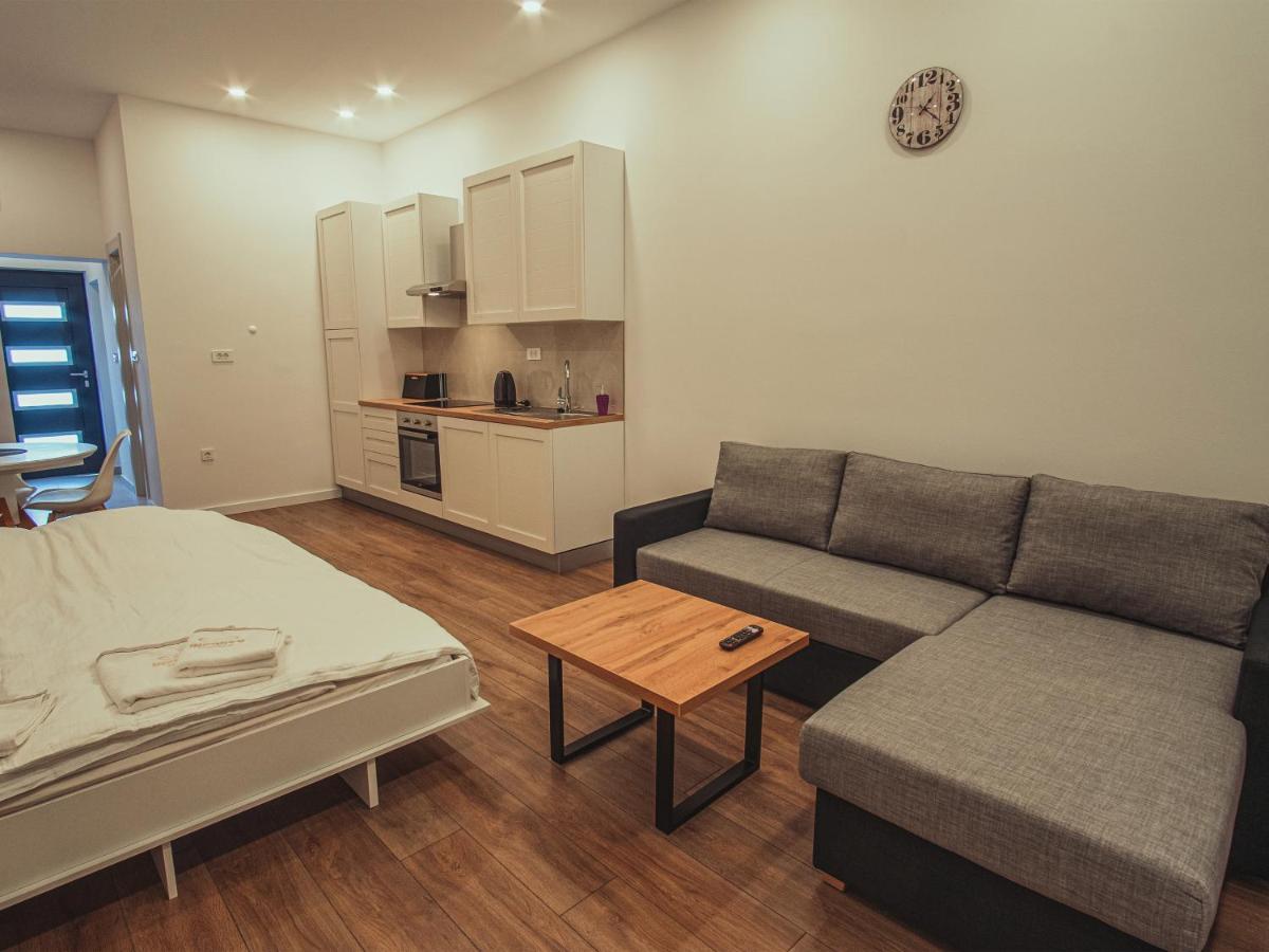 Apartmani Infinity Осиек Екстериор снимка