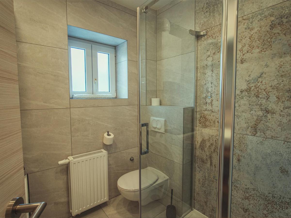 Apartmani Infinity Осиек Екстериор снимка
