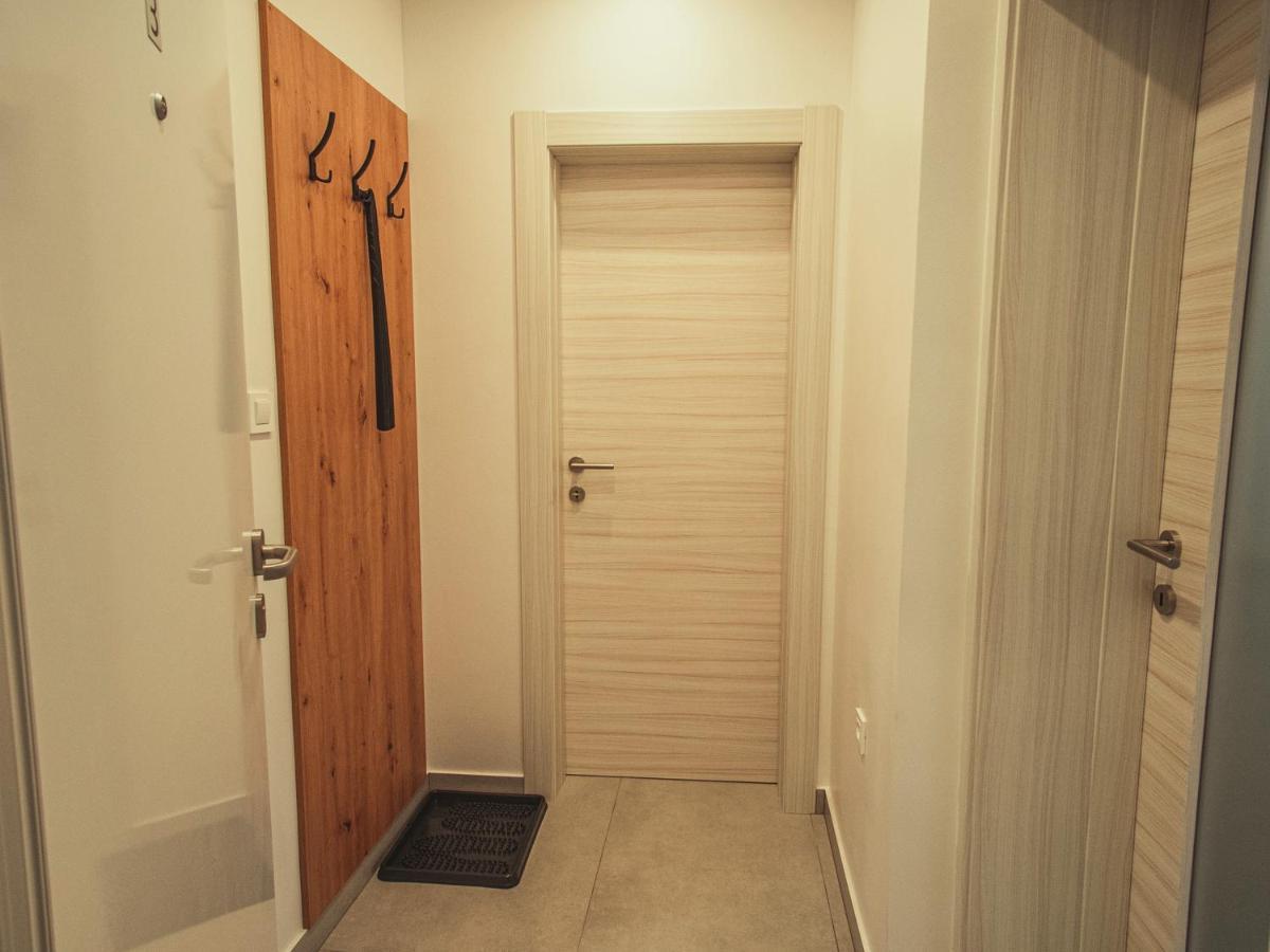 Apartmani Infinity Осиек Екстериор снимка