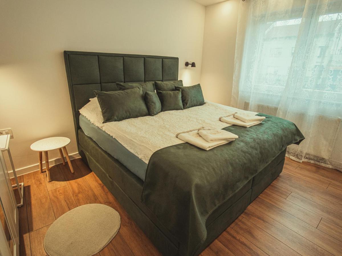 Apartmani Infinity Осиек Екстериор снимка