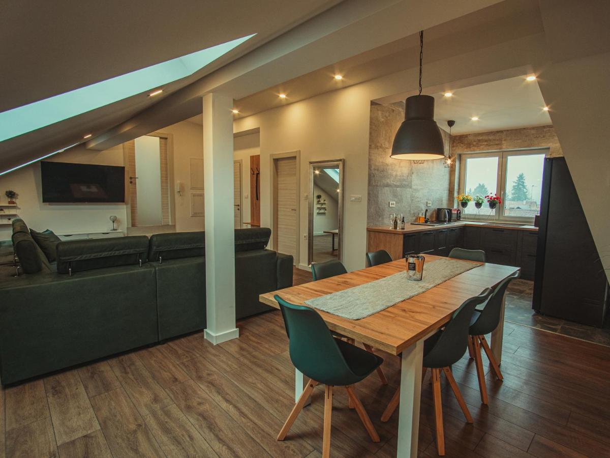 Apartmani Infinity Осиек Екстериор снимка
