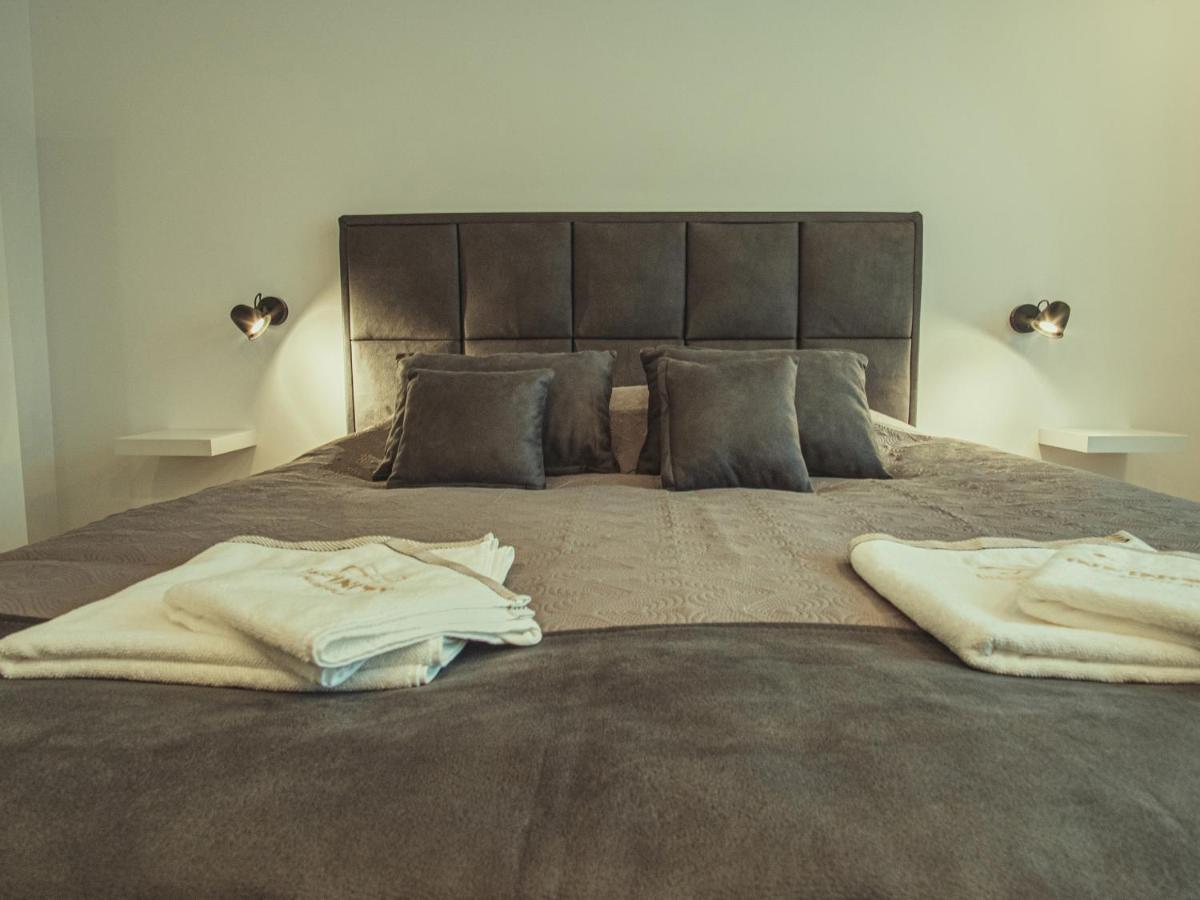 Apartmani Infinity Осиек Екстериор снимка