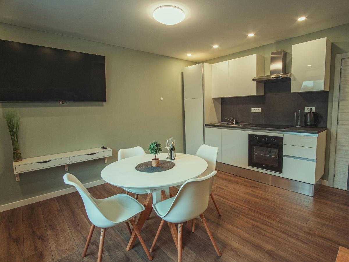 Apartmani Infinity Осиек Екстериор снимка