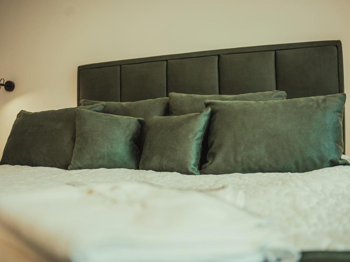 Apartmani Infinity Осиек Екстериор снимка