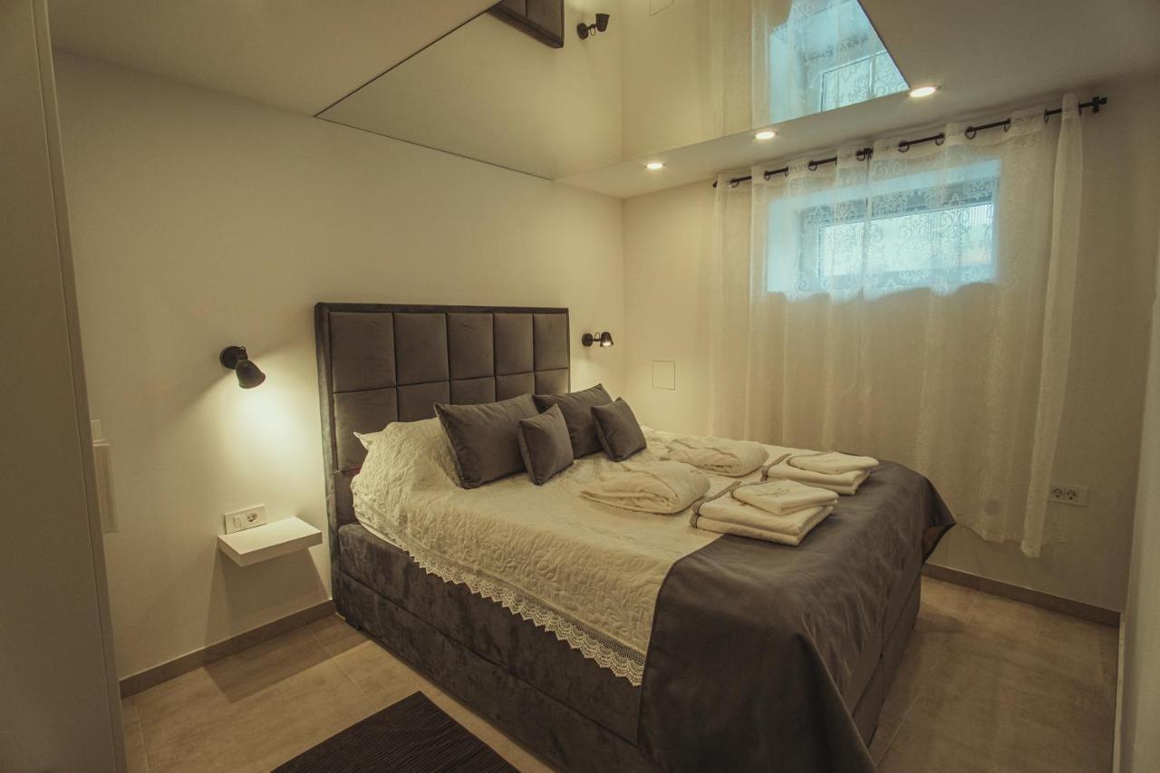 Apartmani Infinity Осиек Екстериор снимка